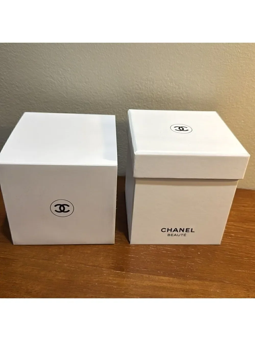 CHANEL nib authentic